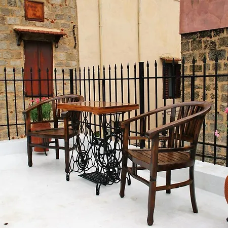 Evangelia's Little House Vakantiehuis Rhodes City